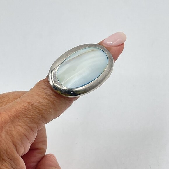 925 Sterling Silver Mother Of Pearl Oval Statement Ring 6 - Picture 3 of 8